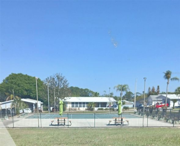 50989 HIGHWAY 27 184, Davenport, FL 33897