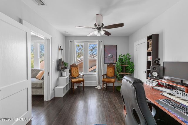 2018 ERNEST Street, Jacksonville, FL 32204