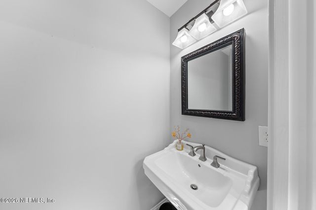 2018 ERNEST Street, Jacksonville, FL 32204