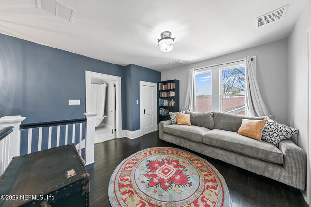 2018 ERNEST Street, Jacksonville, FL 32204