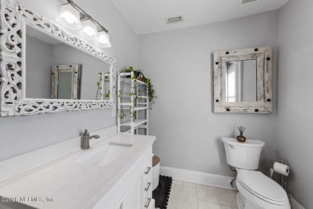 2018 ERNEST Street, Jacksonville, FL 32204