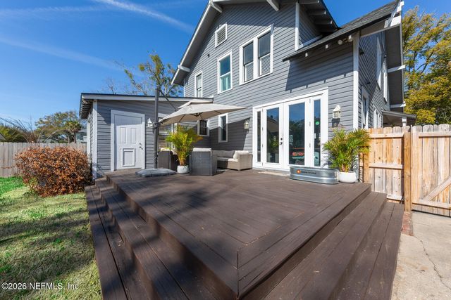 2018 ERNEST Street, Jacksonville, FL 32204