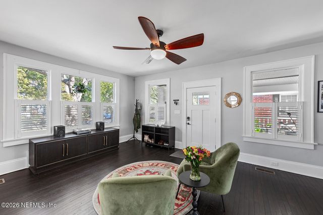 2018 ERNEST Street, Jacksonville, FL 32204