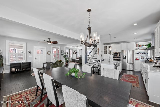 2018 ERNEST Street, Jacksonville, FL 32204