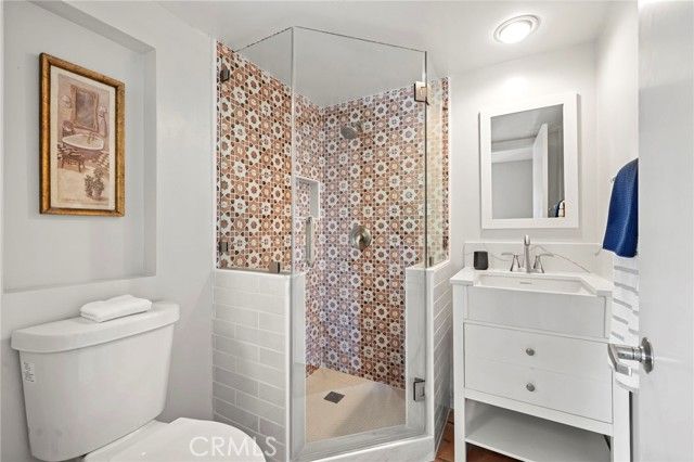 1091 La Mirada, Laguna Beach, CA 92651