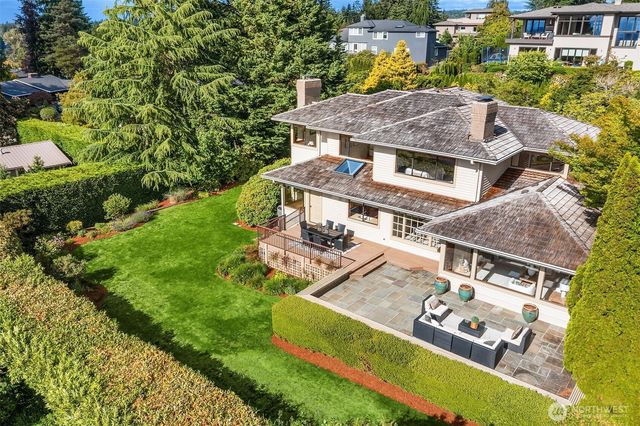 9636 NE 30th Place, Clyde Hill, WA 98004
