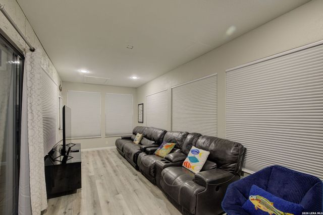 1683 Glenn, Canyon Lake, TX 78133