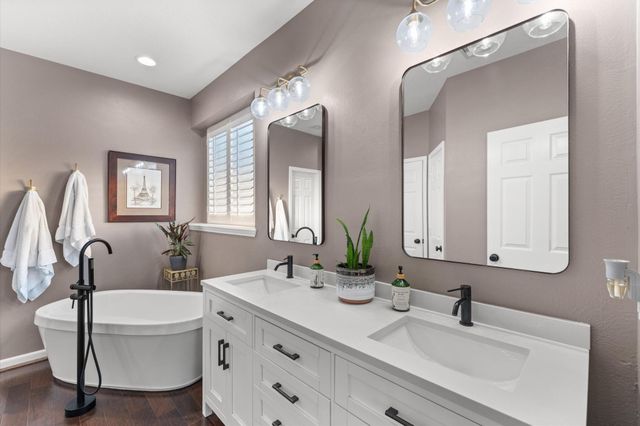 2389 Santa Luz Path, League City, TX 77573