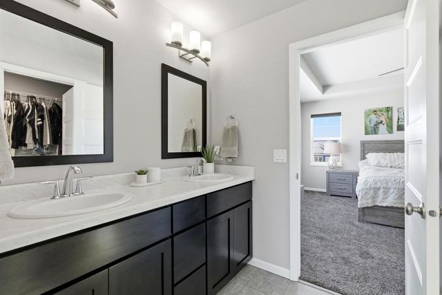 516 Noble Oak Run, Verona, WI 53593