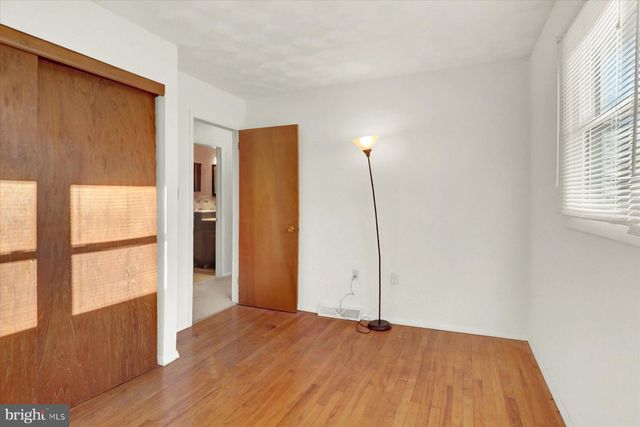 970 CRANES GAP RD, Carlisle, PA 17013