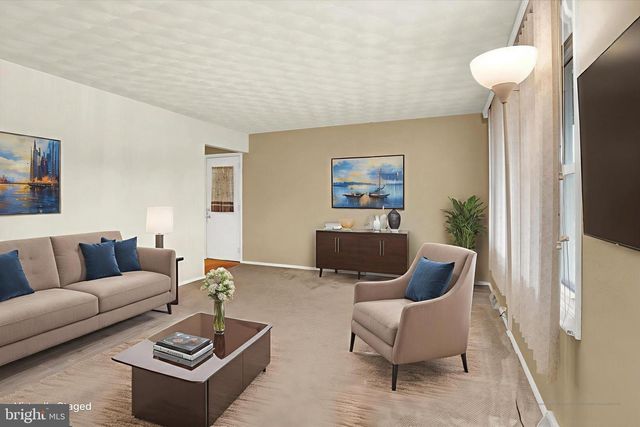 970 CRANES GAP RD, Carlisle, PA 17013