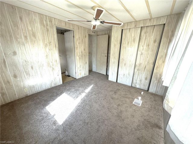 280 Flame LN, North Fort Myers, FL 33917