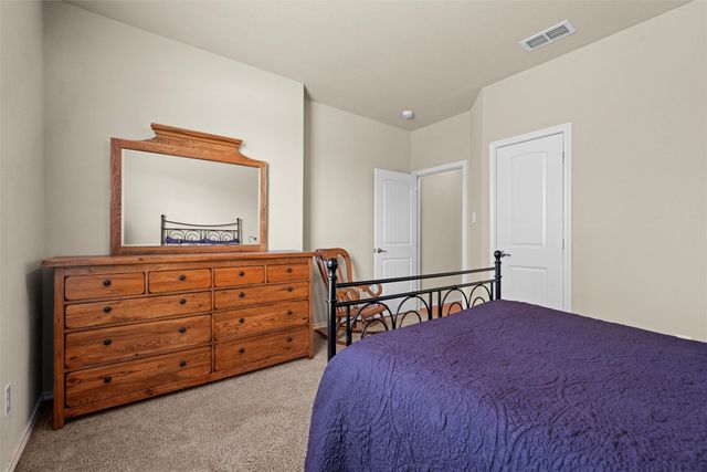 1037 Doe Meadow Drive, Fort Worth, TX 76028