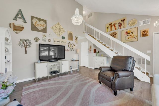 6212 Chapel View Ln, Citrus Heights, CA 95621