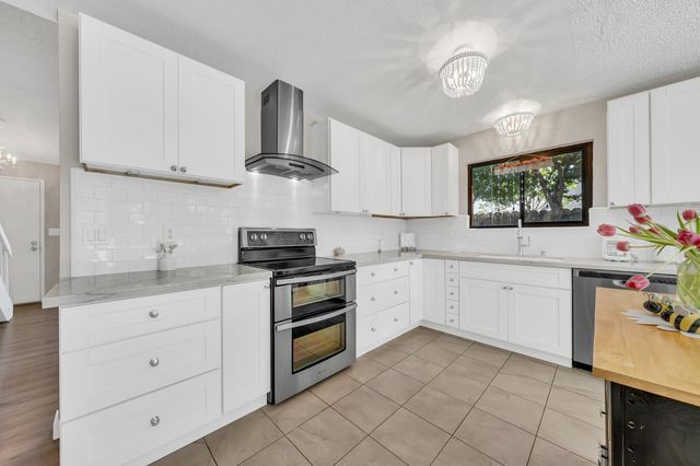 6212 Chapel View Ln, Citrus Heights, CA 95621