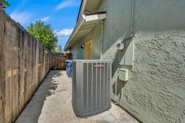 6212 Chapel View Ln, Citrus Heights, CA 95621