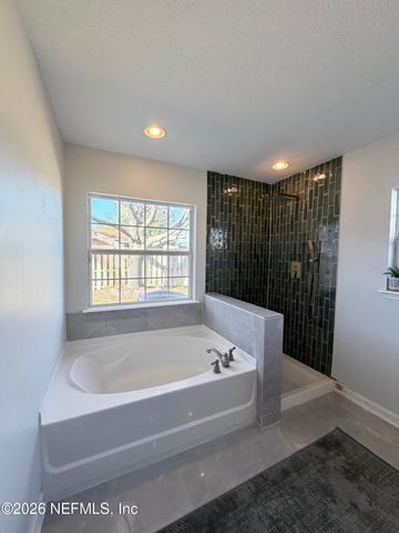 4014 CEDAR BLUFF Lane, Jacksonville, FL 32226