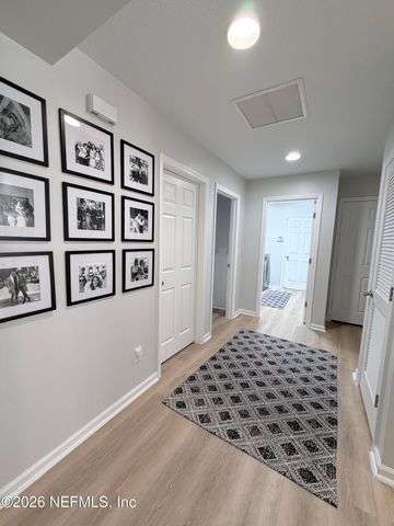 4014 CEDAR BLUFF Lane, Jacksonville, FL 32226