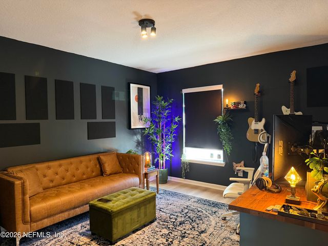 4014 CEDAR BLUFF Lane, Jacksonville, FL 32226