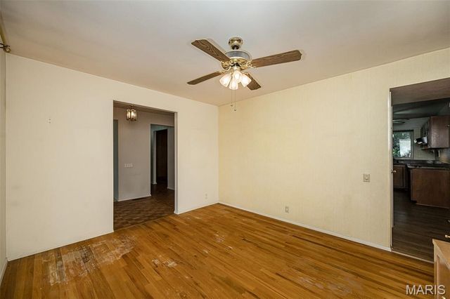 425 Kenilworth Lane, Ballwin, MO 63011
