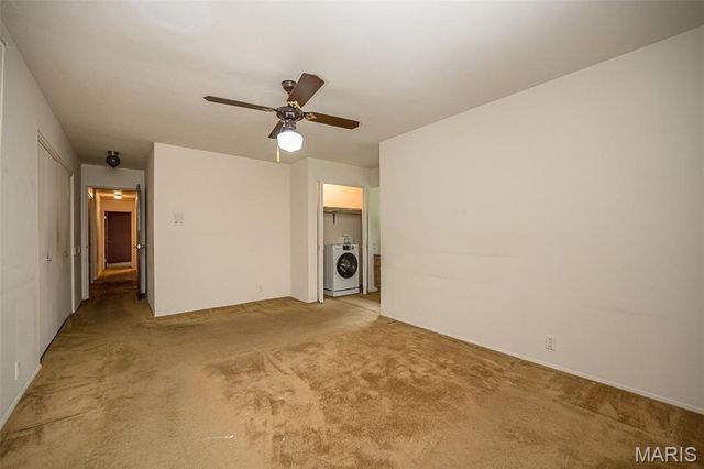 425 Kenilworth Lane, Ballwin, MO 63011