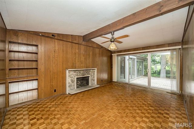 425 Kenilworth Lane, Ballwin, MO 63011