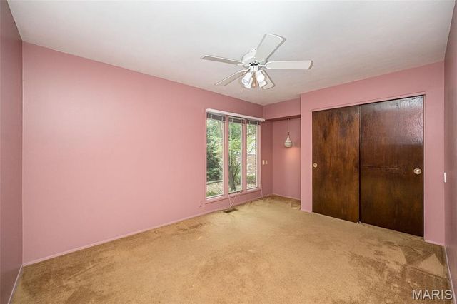 425 Kenilworth Lane, Ballwin, MO 63011