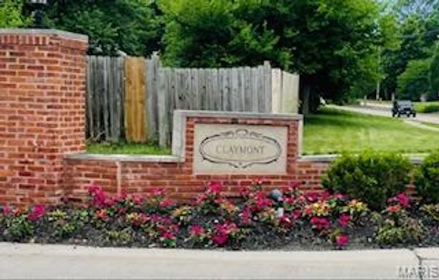425 Kenilworth Lane, Ballwin, MO 63011