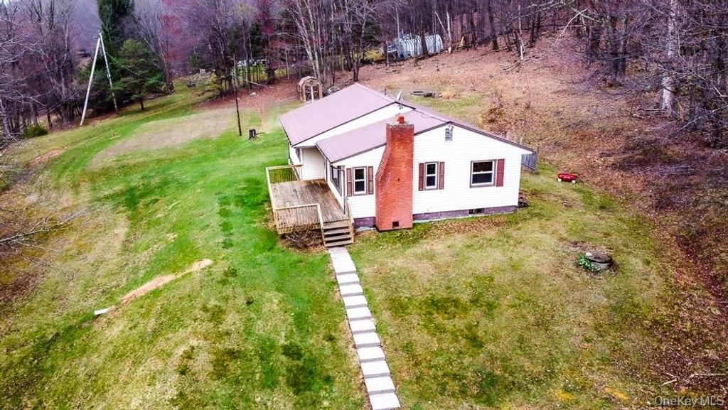 122 Twinshaven Road, Napanoch, NY 12458