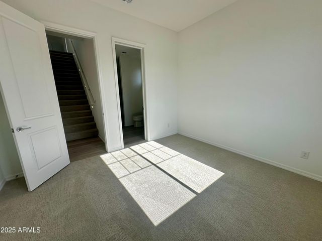 26425 N 22nd Drive, Phoenix, AZ 85085