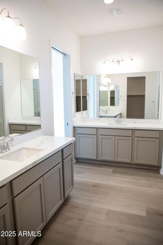 26425 N 22nd Drive, Phoenix, AZ 85085