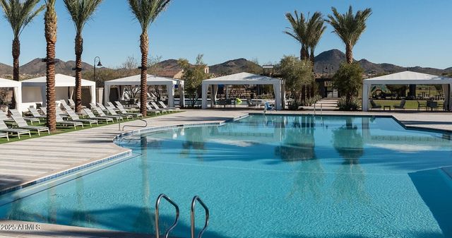 26425 N 22nd Drive, Phoenix, AZ 85085