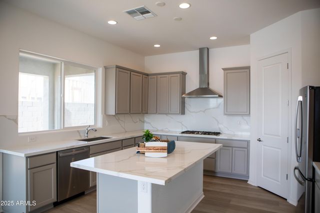 26425 N 22nd Drive, Phoenix, AZ 85085