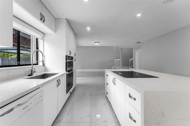 6327 SW 127th Place, Miami, FL 33183