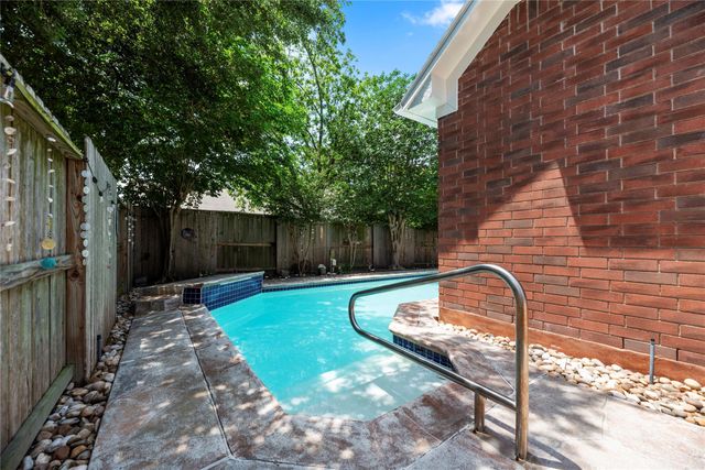 18091 Holly Forest Drive, Houston, TX 77084