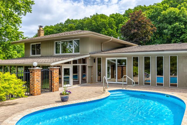 13600 S Longview Drive, Homer Glen, IL 60491