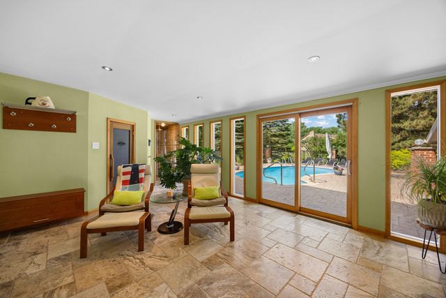 13600 S Longview Drive, Homer Glen, IL 60491