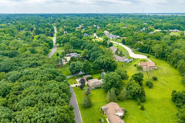 13600 S Longview Drive, Homer Glen, IL 60491