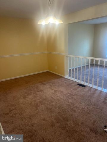 89 DORCHESTER CIR, Marlton, NJ 08053