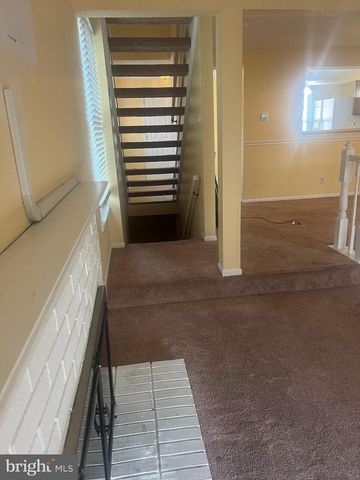 89 DORCHESTER CIR, Marlton, NJ 08053