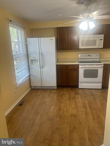 89 DORCHESTER CIR, Marlton, NJ 08053