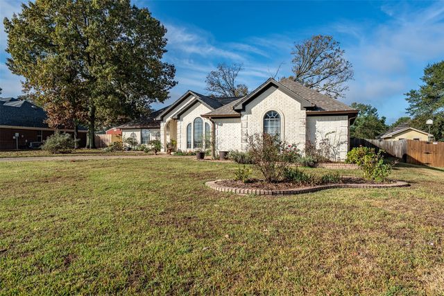 18564 County Road 1100, Flint, TX 75762