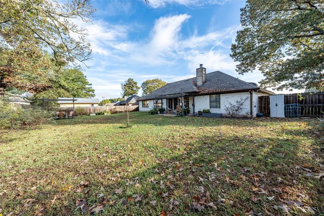 18564 County Road 1100, Flint, TX 75762