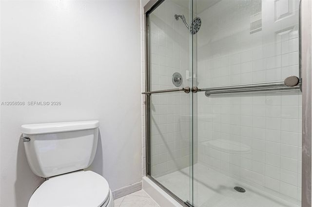 1719 Whitehall Dr 304, Davie, FL 33324