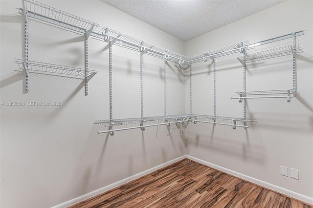 1719 Whitehall Dr 304, Davie, FL 33324