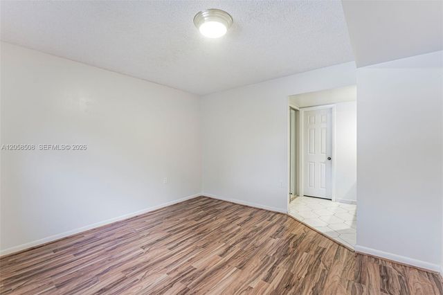 1719 Whitehall Dr 304, Davie, FL 33324