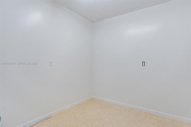 1719 Whitehall Dr 304, Davie, FL 33324