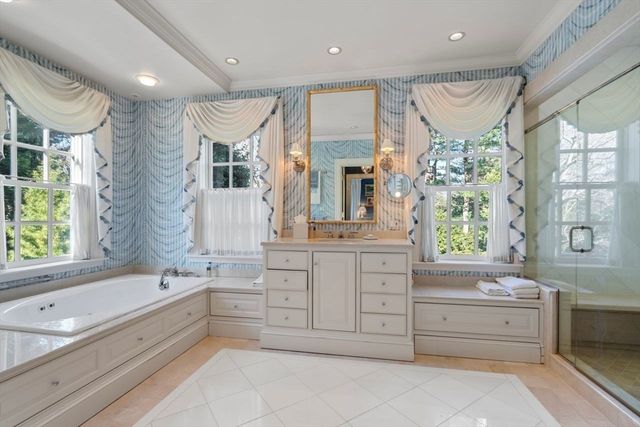 71 Sears Road, Brookline, MA 02445