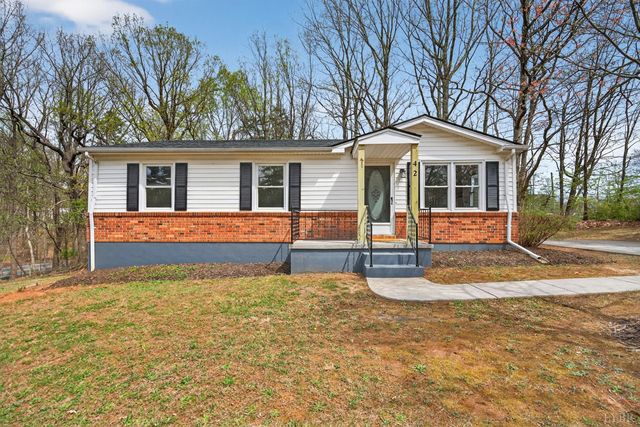 42 Knoll Woods Drive, Rustburg, VA 24588