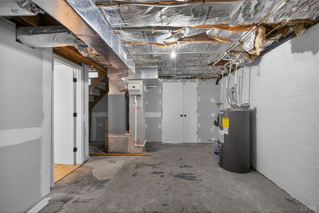 42 Knoll Woods Drive, Rustburg, VA 24588